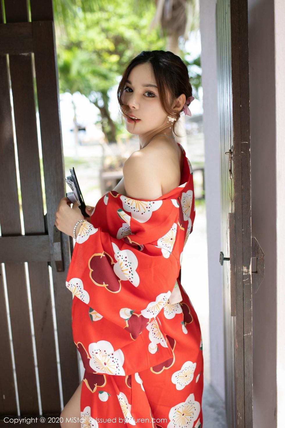 沈佳熹私房鲜艳红色和服半露酥胸白嫩美腿绝美写真45P 9